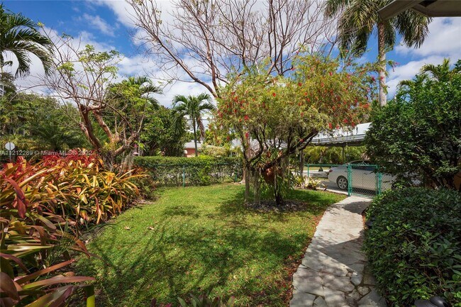 Foto del edificio - 3101 Jefferson St