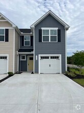 Building Photo - 1554 Sayer Rd NE