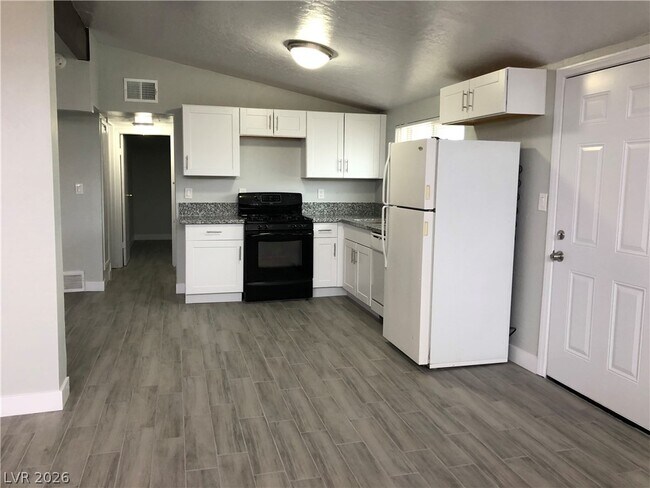 Foto del edificio - 5813 Evergreen Ave