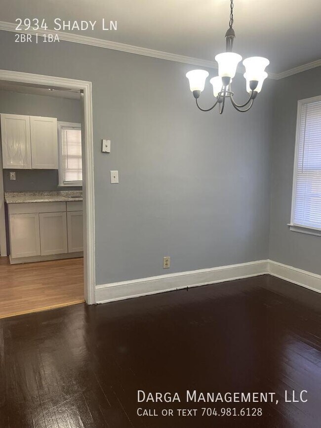 Foto del edificio - 2934 Shady Ln