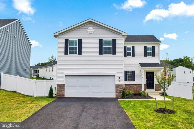 Building Photo - 3148 White Tail Dr