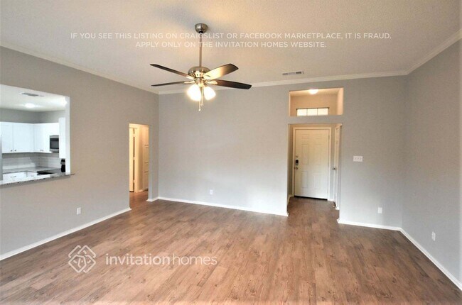 Foto del edificio - 7304 Glen Dr