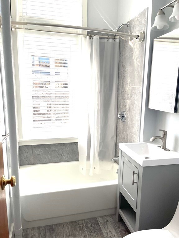 Bathroom - The Tudor