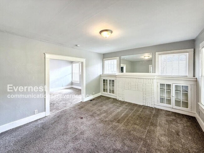 Foto del edificio - 8231 5th Ave N