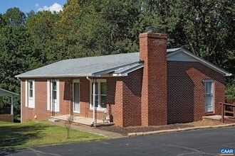 Building Photo - 930 Claudius Ct