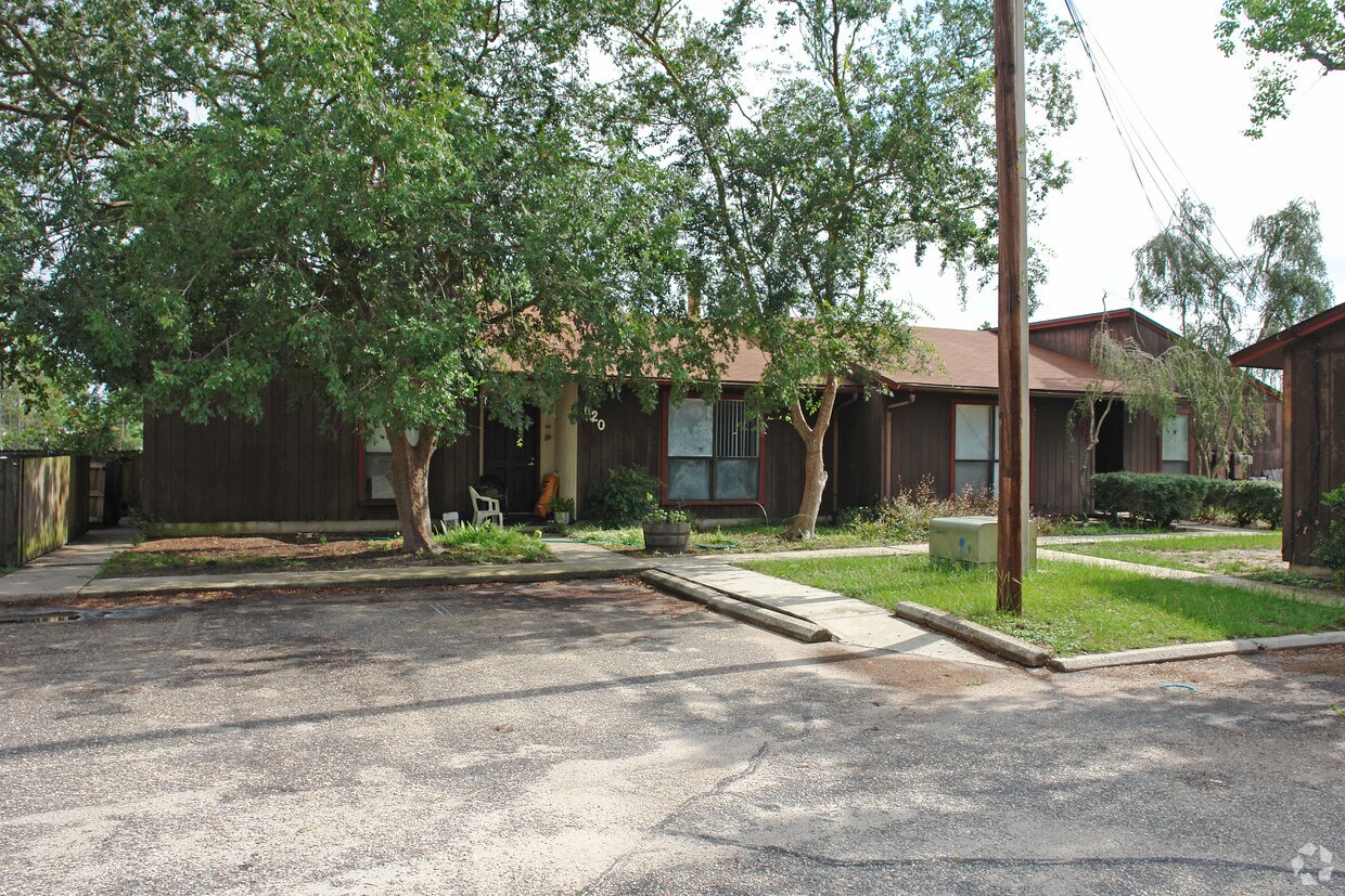 Foto del edificio - 620-622 72nd Ave