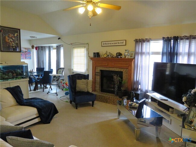 Foto del edificio - 2900 Southhill Dr
