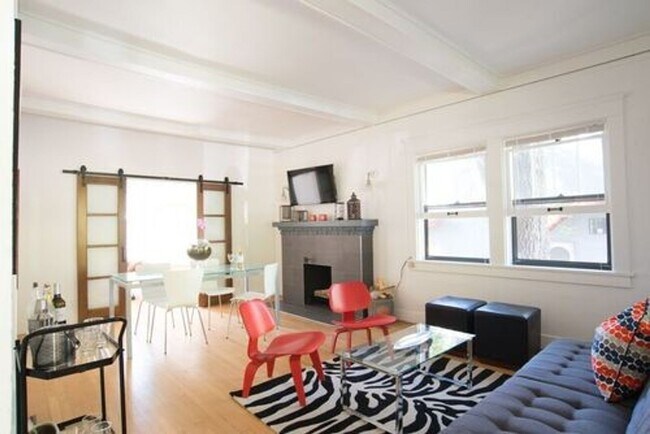 Foto del edificio - 1528 Mapleton Ave
