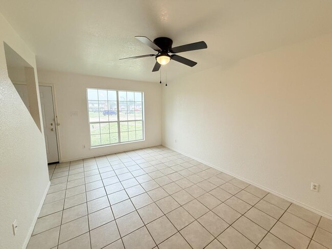 Building Photo - 1210 Industrial Apt C