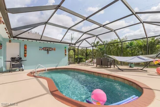 Foto del edificio - 2705 SW 11th Pl