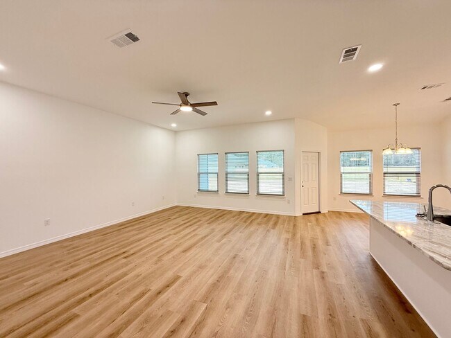 Building Photo - Spacious 4-Bedroom Home - New Construction