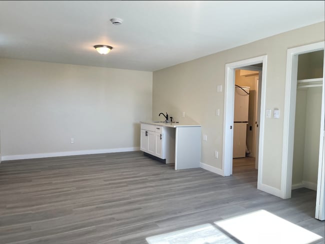 Photo - 1581 Apartment