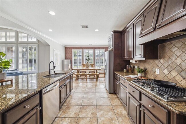 Foto del edificio - 15718 Starcreek Ln