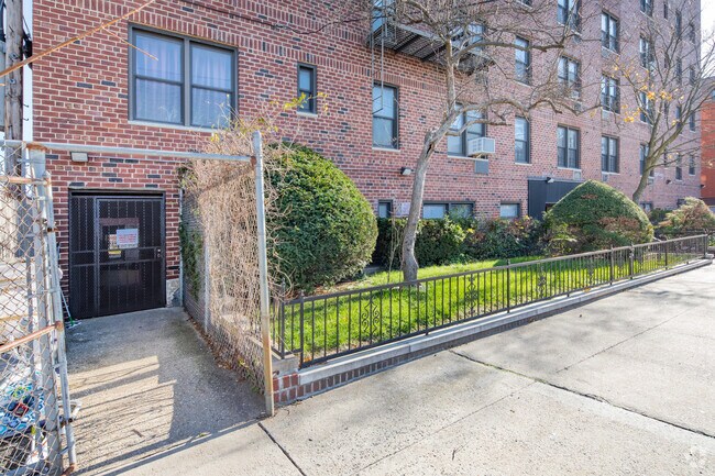 Foto del edificio - 1040 Neilson St