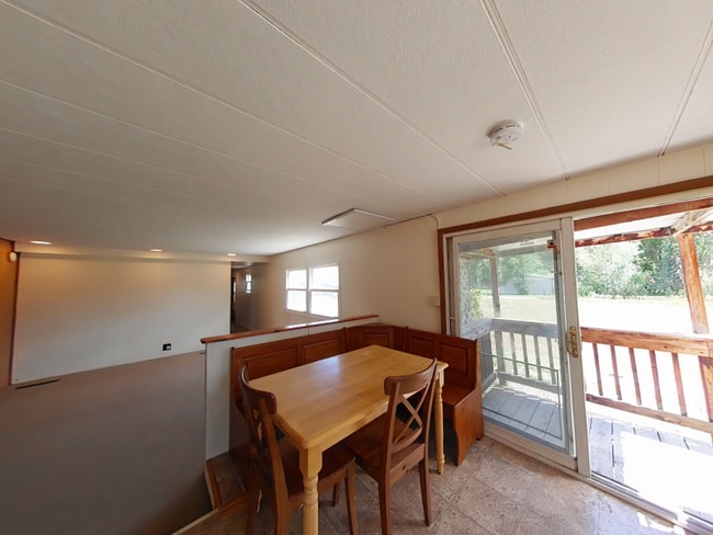 Building Photo - 3120 Gold Charm Dr
