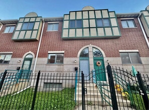 Building Photo - 2037 W 35th St