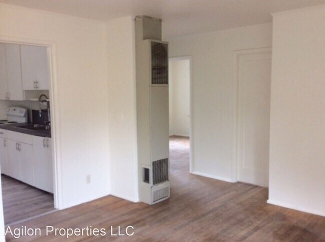 Building Photo - 2 br, 1 bath House - 4347 29th Ave W