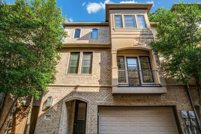 Photo - 3805 Holland Ave Townhome
