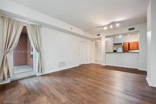 Foto del edificio - 7350 SW 89th St