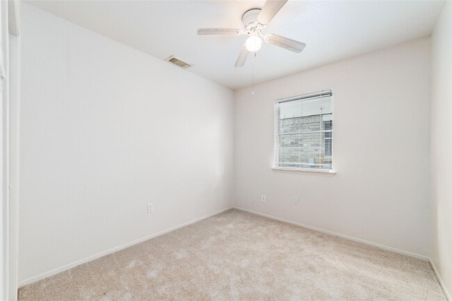 Building Photo - 1404 McDugald Rd