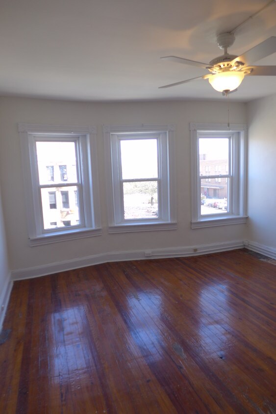Primary Photo - 2600 Maryland Ave