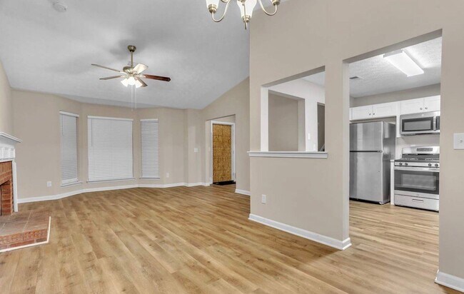 Foto del edificio - 3729 Adamsville Dr SW