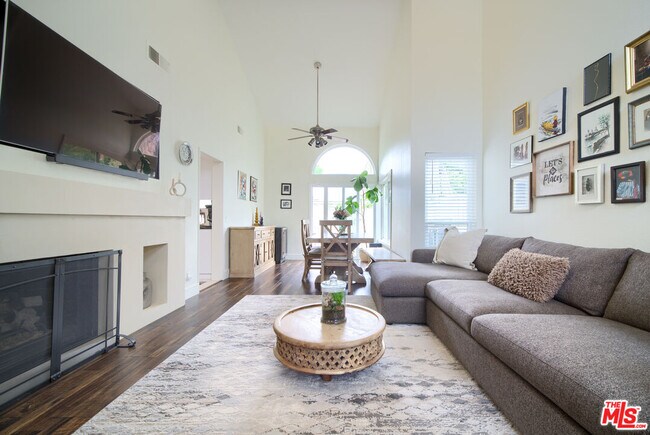 Foto del edificio - 52 Carriage Hill Ln