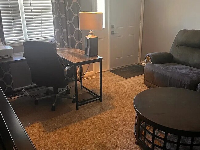 Foto del edificio - 2829 E Wood St