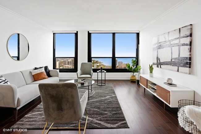 Foto del edificio - 1030 N State St