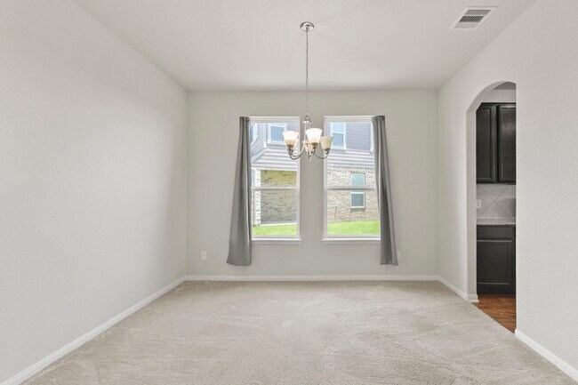 Foto del edificio - 3011 Tandem Ct