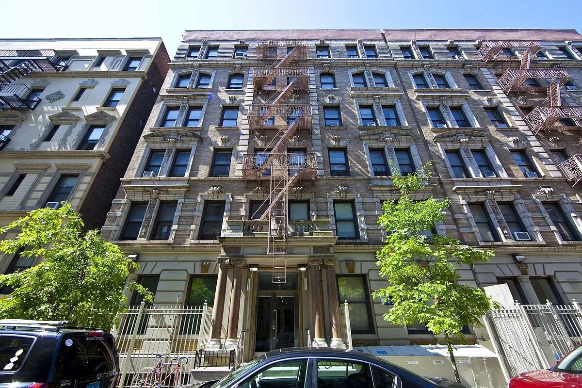 Primary Photo - 4 West 108th Street