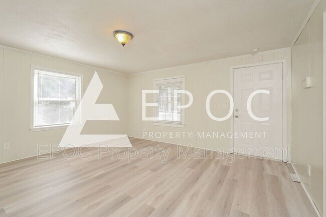 Foto del edificio - 509 N Jackson Ave