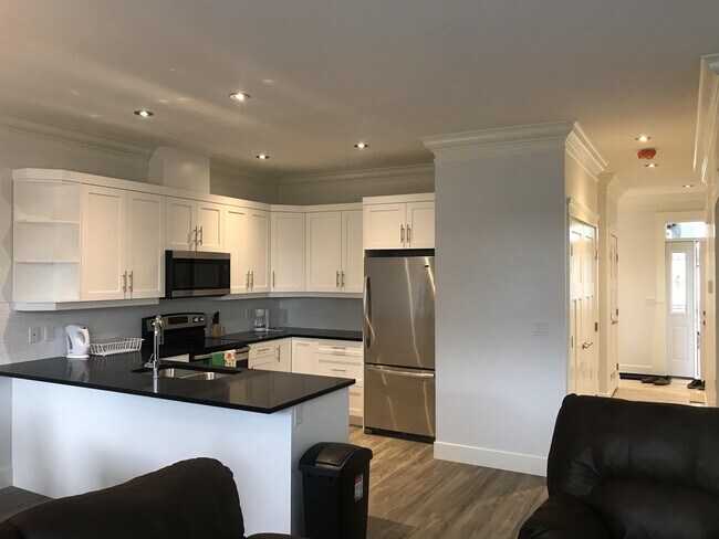 Building Photo - 8304-8388 88 Ave