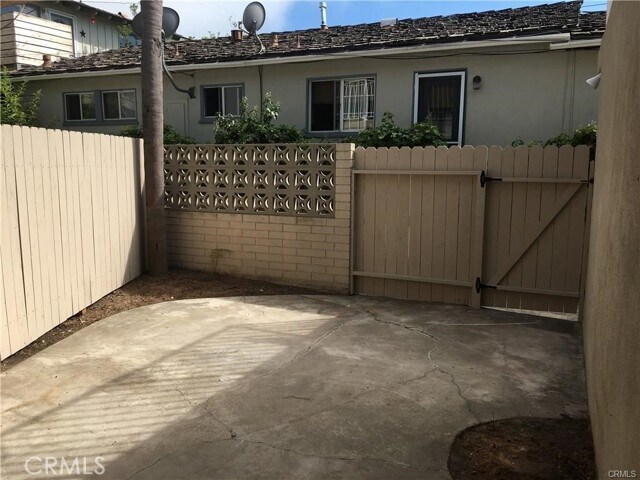 Primary Photo - 310 Dahlia Pl