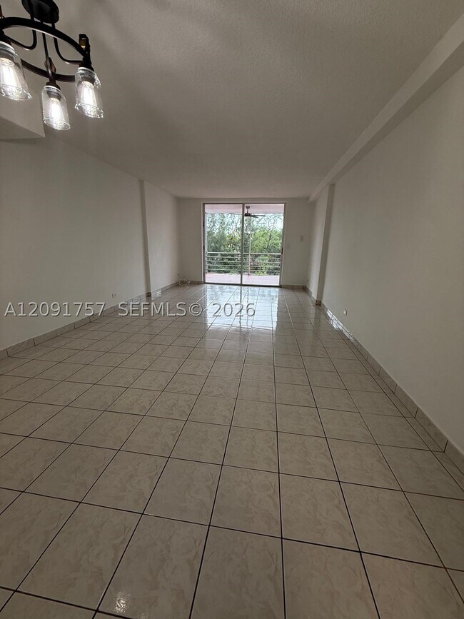 Foto del edificio - 3660 NE 166th St