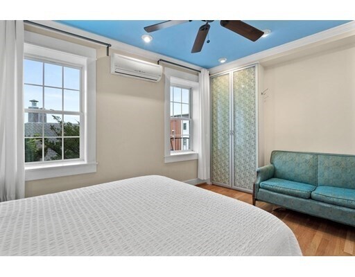 Foto del edificio - 6 N Hudson St