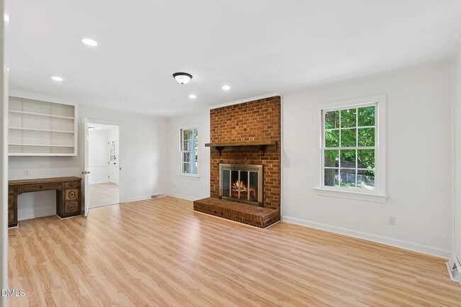 Foto del edificio - 3216 Stoneyford Ct
