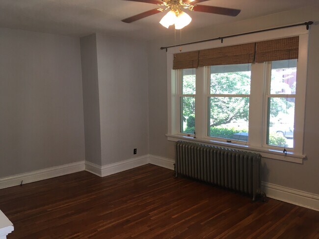 Building Photo - 3910 McDonald Ave