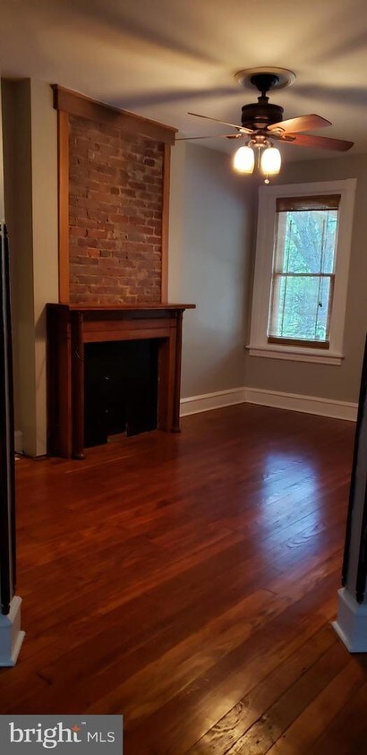 Foto principal - 907 N Jackson St