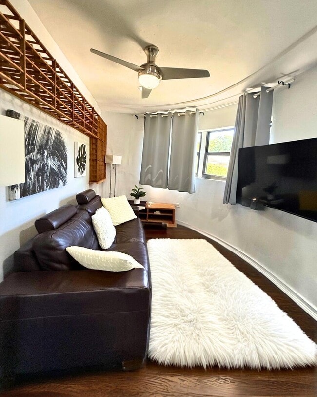 Foto del edificio - 168 NW 53rd St