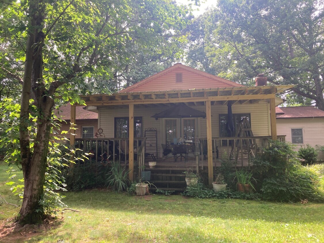 Foto principal - 474 Murdock Rd