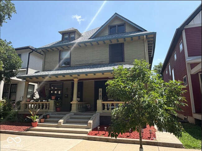 Foto del edificio - 1841 N Talbott St