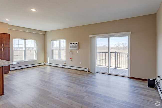 2BR, 2BA - 1149 SF - Traverse Green Apartments