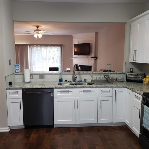 Building Photo - 13053 Region Trace
