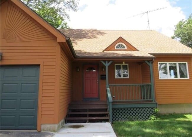 Building Photo - 48 Bellevue Ave