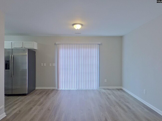 Building Photo - 175 Chesterbrook Ln