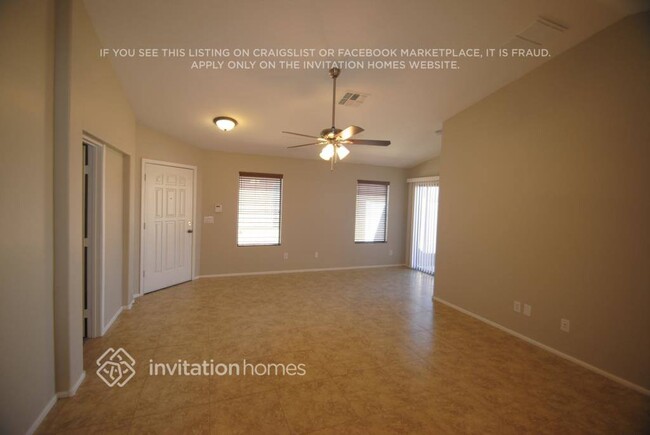 Building Photo - 1378 E Ryan Rd