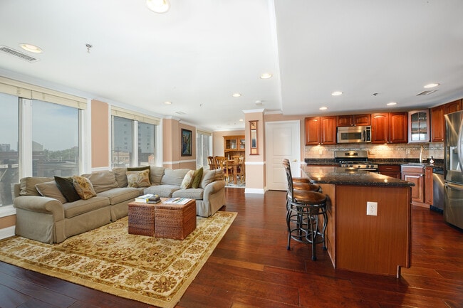 Foto del edificio - 70 Adams St