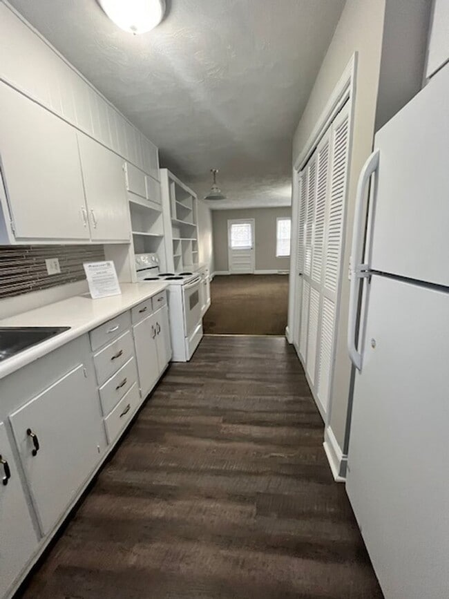 Photo - 508 W Main St Townhome