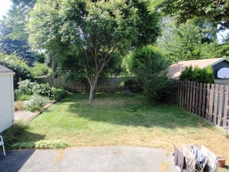 Building Photo - Charming Home in Seattle-Maple Leaf Area!